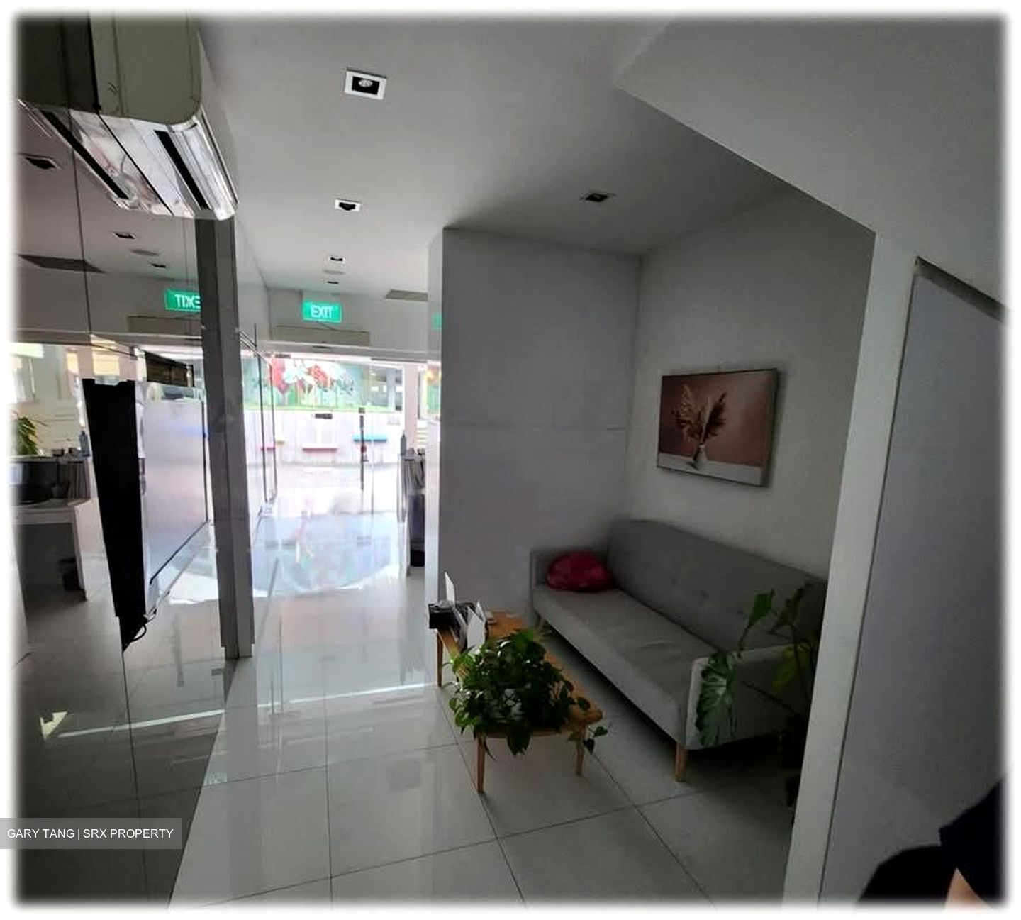 Ang Mo Kio Avenue 8 (D20), Shop House #529170221